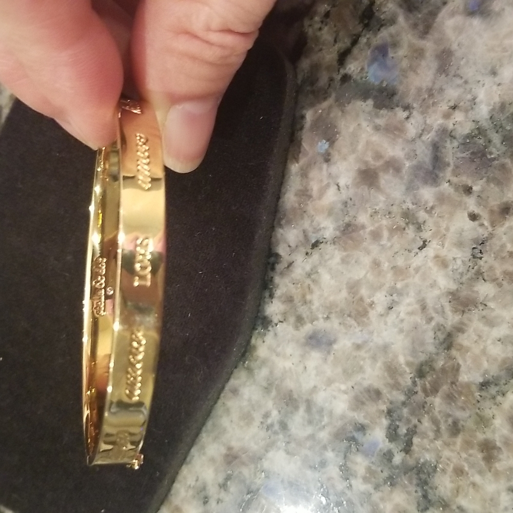 Inspiration Bangle - Love